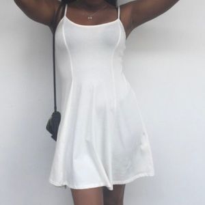 White dress, bow in the back